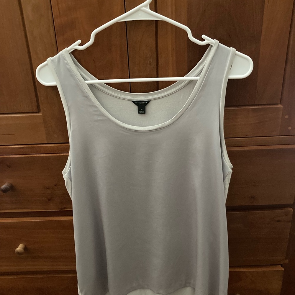 Ann Taylor Gray Shell - Picture 2 of 5
